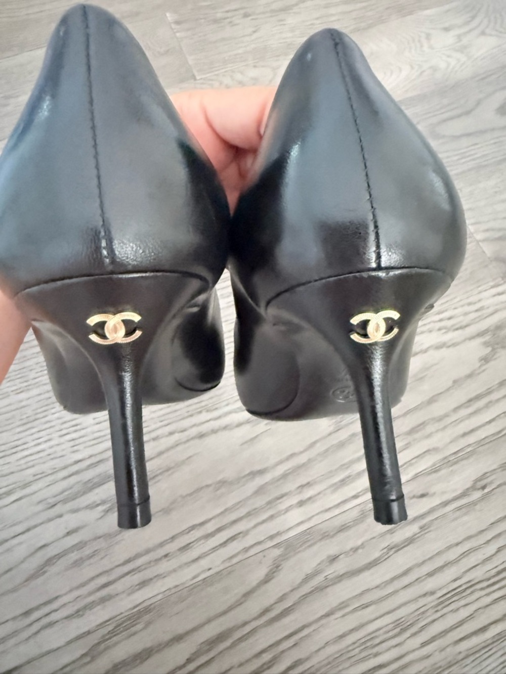 CHANEL Leather Cap Toe Logo Back Pumps - Picture 6 of 9